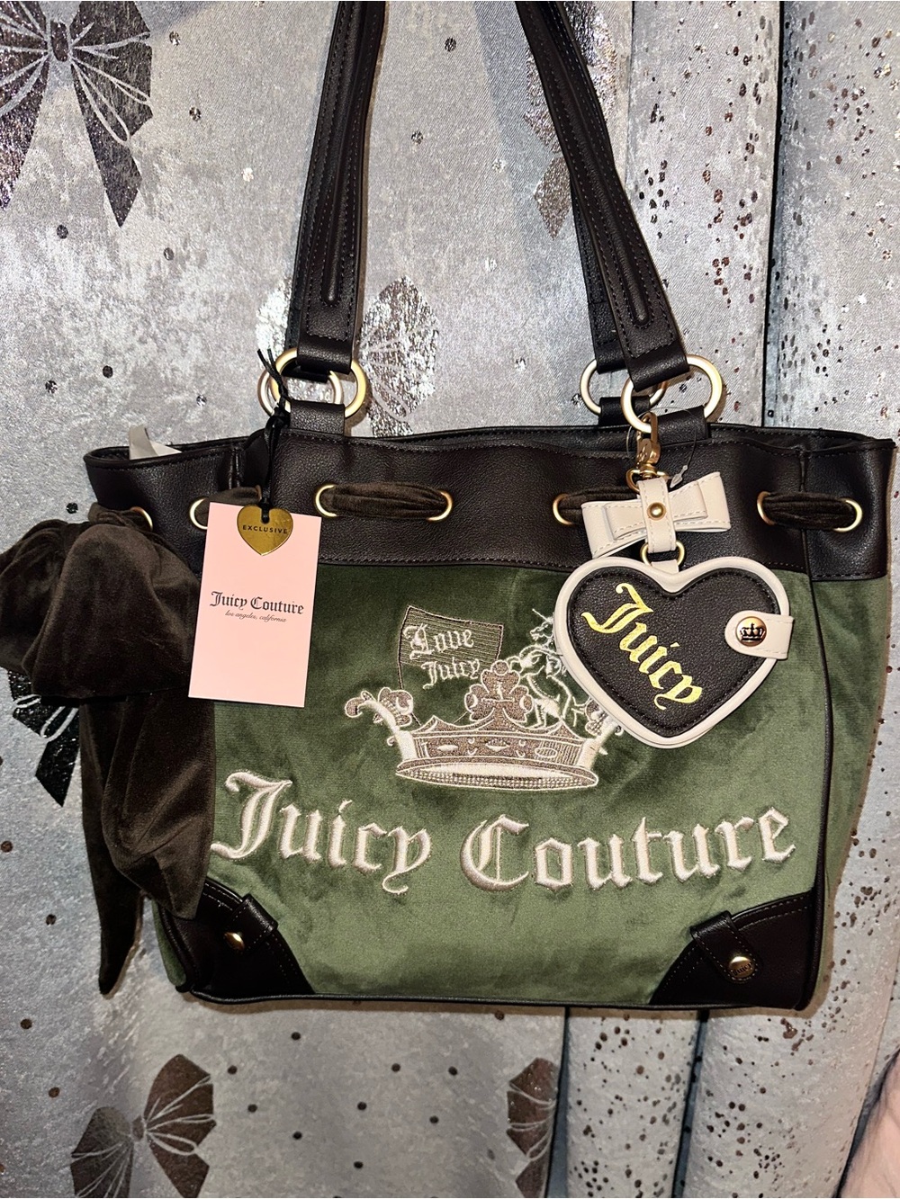 Juicy Couture green and brown crown daydreamer